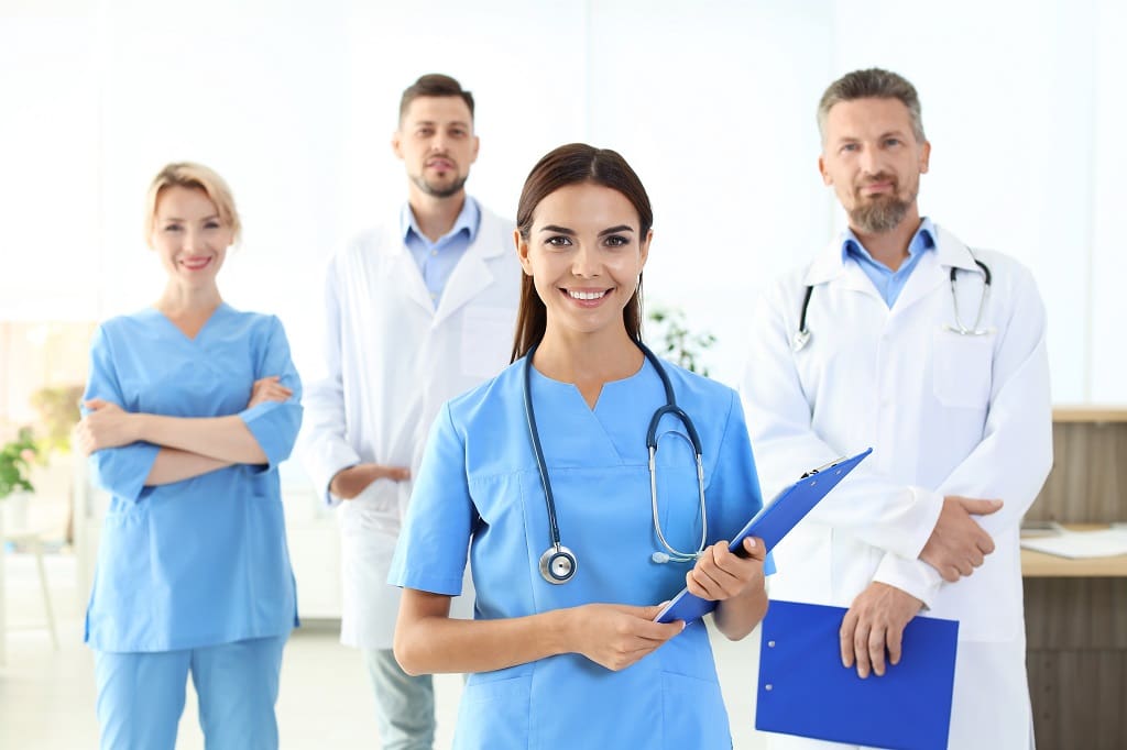 Male doctors and female nurses